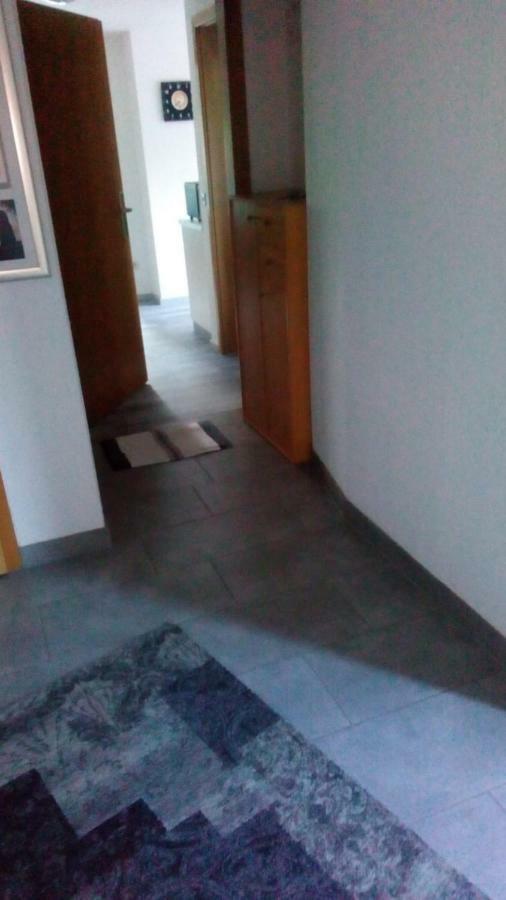 Kleines Zwischen Ega Und Messe *